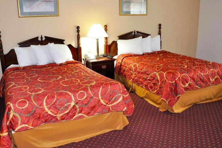 Avalon Inn Sandusky Ngoại thất bức ảnh
